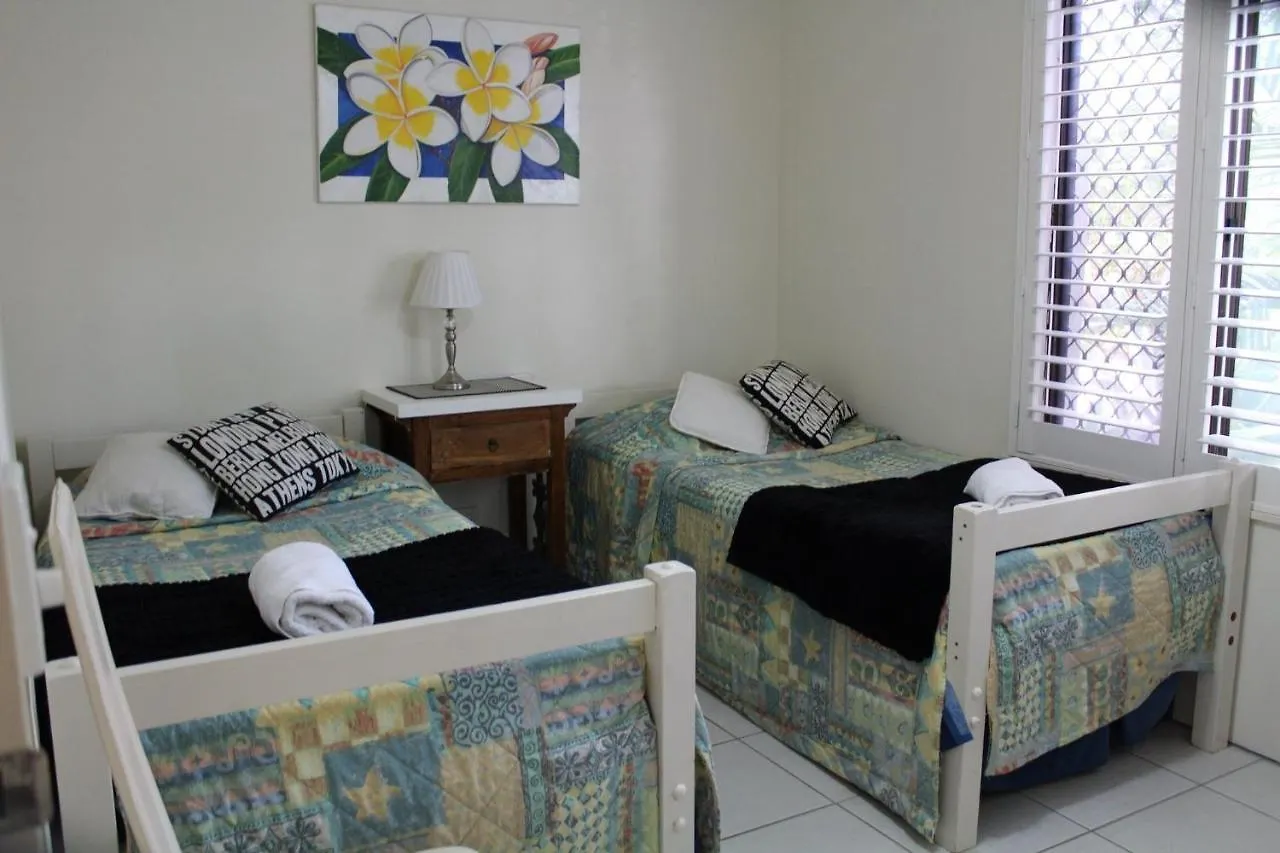 1 Aarons Villa Noosaville
